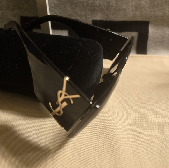 YSL Cat-Eye Women's Sunglasses - Picture 7 of 9